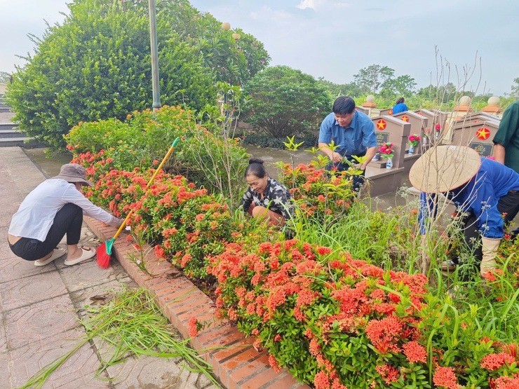 Bảo vệ bầu không khí xanh cho Hà Nội