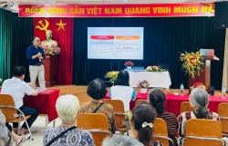 Hội LHPN Ngọc Hà tổ chức tư vấn chăm sóc sức khỏe gia đình chính sách