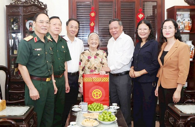 Luôn biết ơn, tri ân sâu sắc người có công, gia đình chính sách