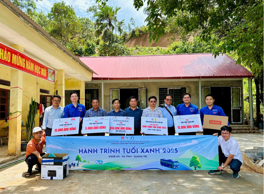 Hành trình tuổi xanh lan tỏa đạo lý “uống nước nhớ nguồn”