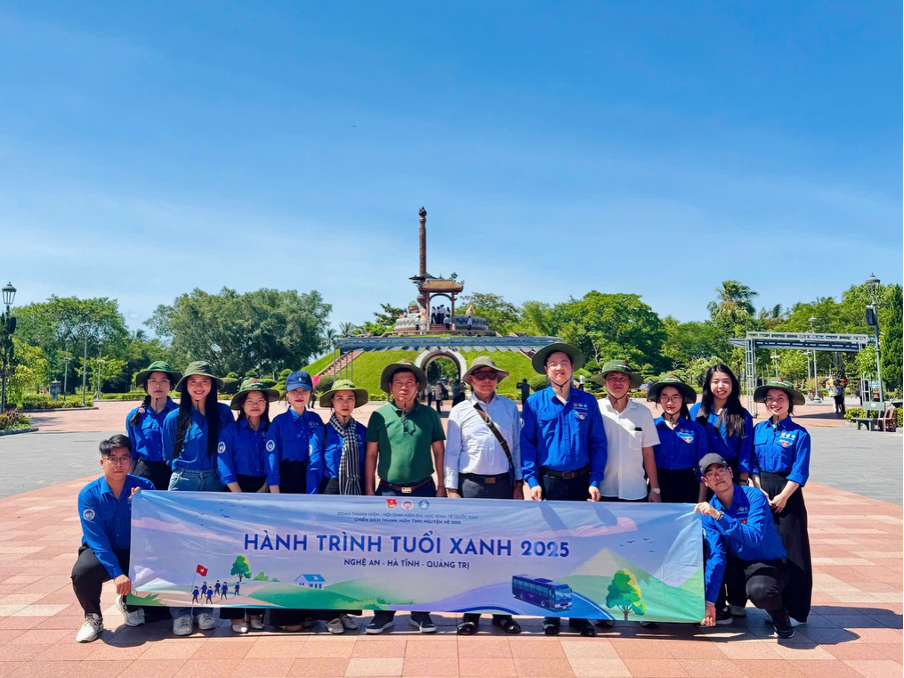 Hành trình tuổi xanh lan tỏa đạo lý “uống nước nhớ nguồn”