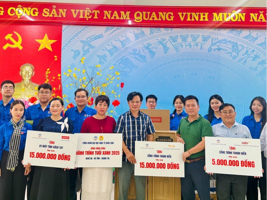 Hành trình tuổi xanh lan tỏa đạo lý “uống nước nhớ nguồn”