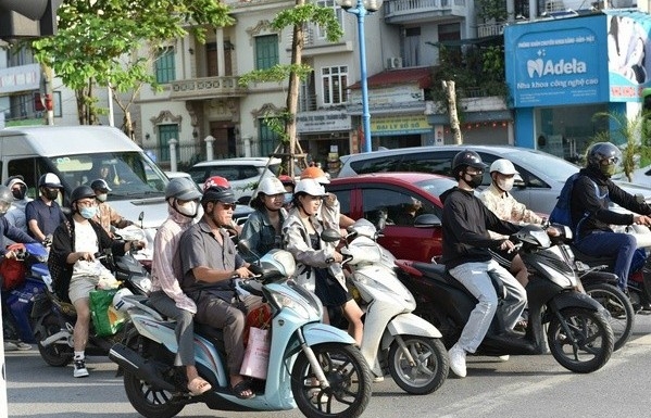 Trình HĐND TP phương án hỗ trợ người dân chuyển đổi xe điện