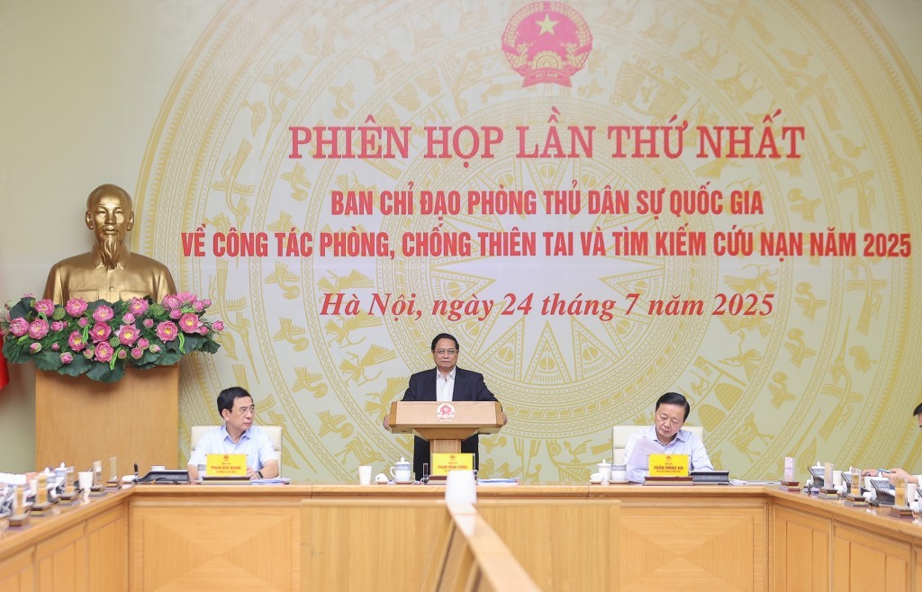 Phải bằng mọi cách tiếp cận những nơi bị chia cắt do bão lũ, thiên tai