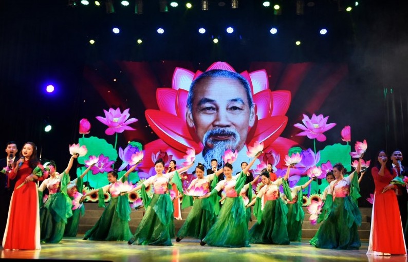 Chủ động đổi mới, sáng tạo hướng tới các sự kiện trọng đại của đất nước