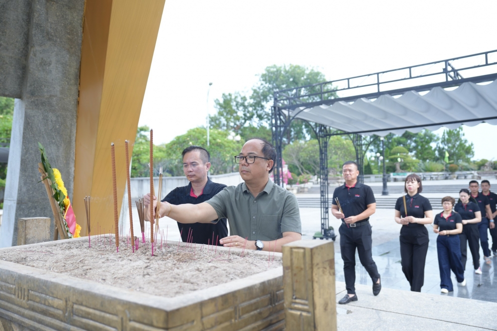 Tháng 7, thắp lên ngọn lửa tri ân