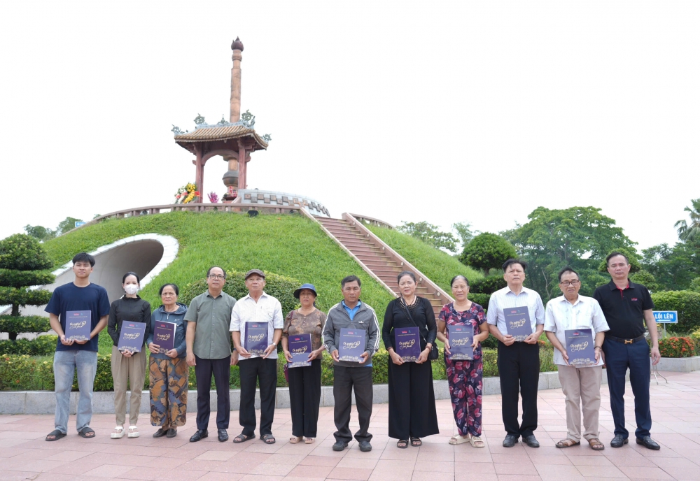 Tháng 7, thắp lên ngọn lửa tri ân