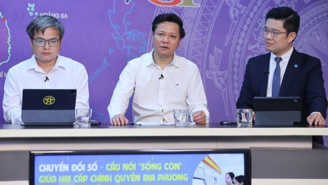 Cán bộ và người dân – hai trụ cột trong chuyển đổi số