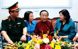 Hà Nội luôn ghi nhớ công lao, chăm lo cho người có công