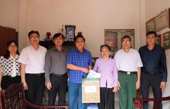 Xã Mê Linh: Tiếp tục chăm lo, thực hiện tốt hơn công tác đền ơn đáp nghĩa