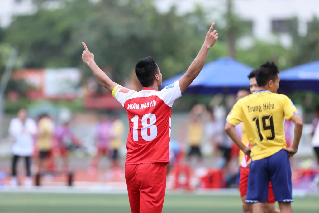 36 Hoàng Nông Thảo Vy lách qua khe cửa hẹp vào tứ kết Bia Saigon Dragon Cup 2025