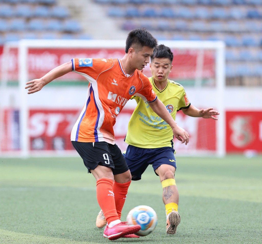 36 Hoàng Nông Thảo Vy lách qua khe cửa hẹp vào tứ kết Bia Saigon Dragon Cup 2025