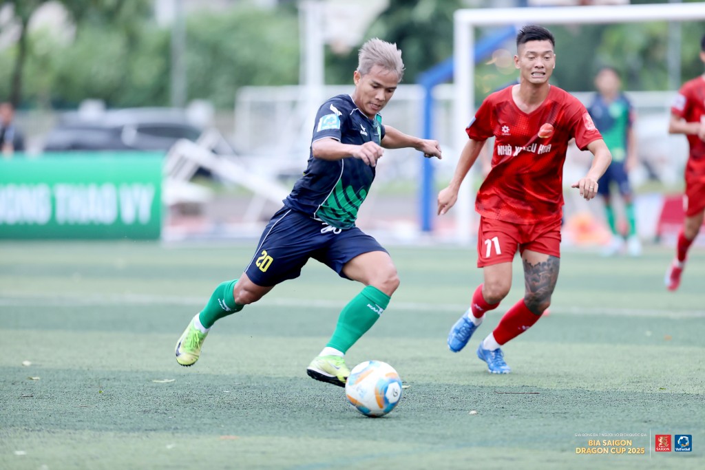 36 Hoàng Nông Thảo Vy lách qua khe cửa hẹp vào tứ kết Bia Saigon Dragon Cup 2025