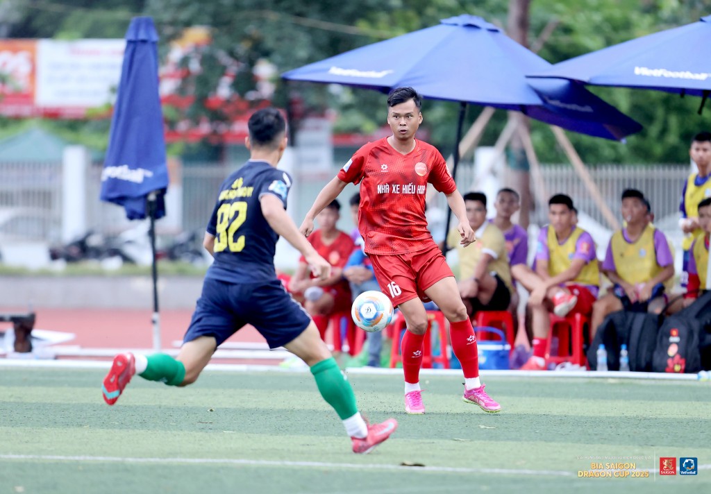 36 Hoàng Nông Thảo Vy lách qua khe cửa hẹp vào tứ kết Bia Saigon Dragon Cup 2025