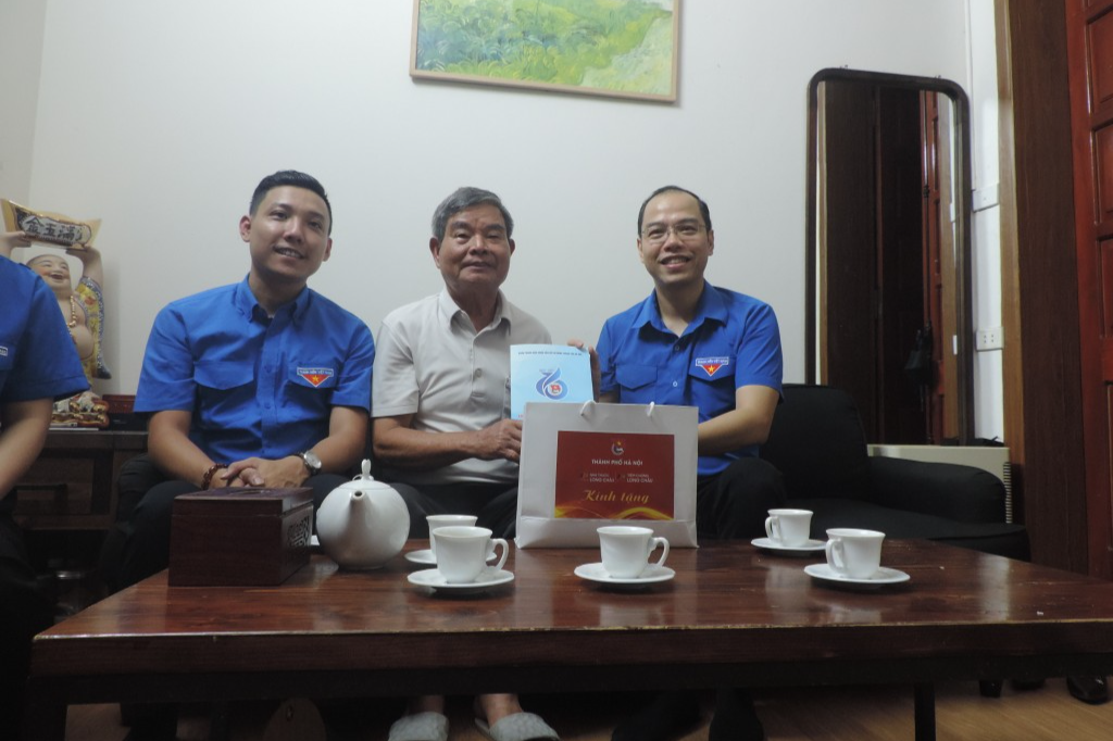 Tháng bảy: Tuổi trẻ thắp lửa tri ân từ những ký ức hào hùng