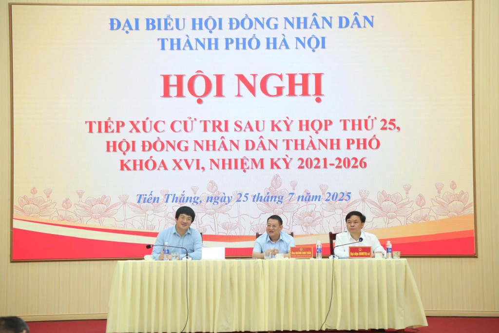 Cử tri vui mừng khi thủ tục hành chính giải quyết nhanh, gọn