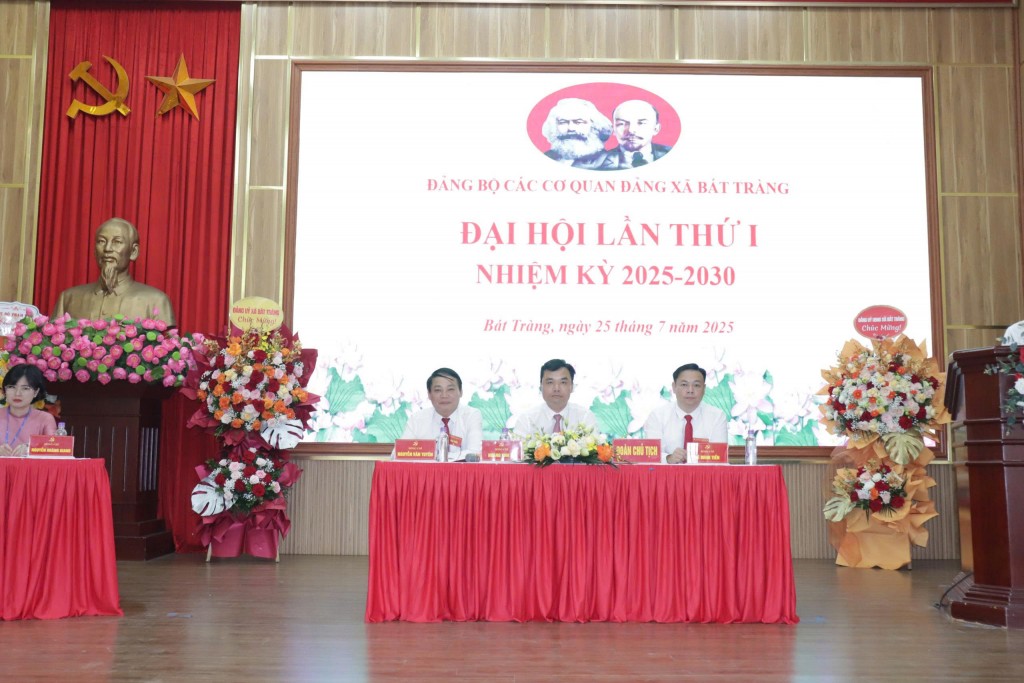 Bát Tràng: Sẵn sàng cho Đại hội đại biểu Đảng bộ xã lần thứ I