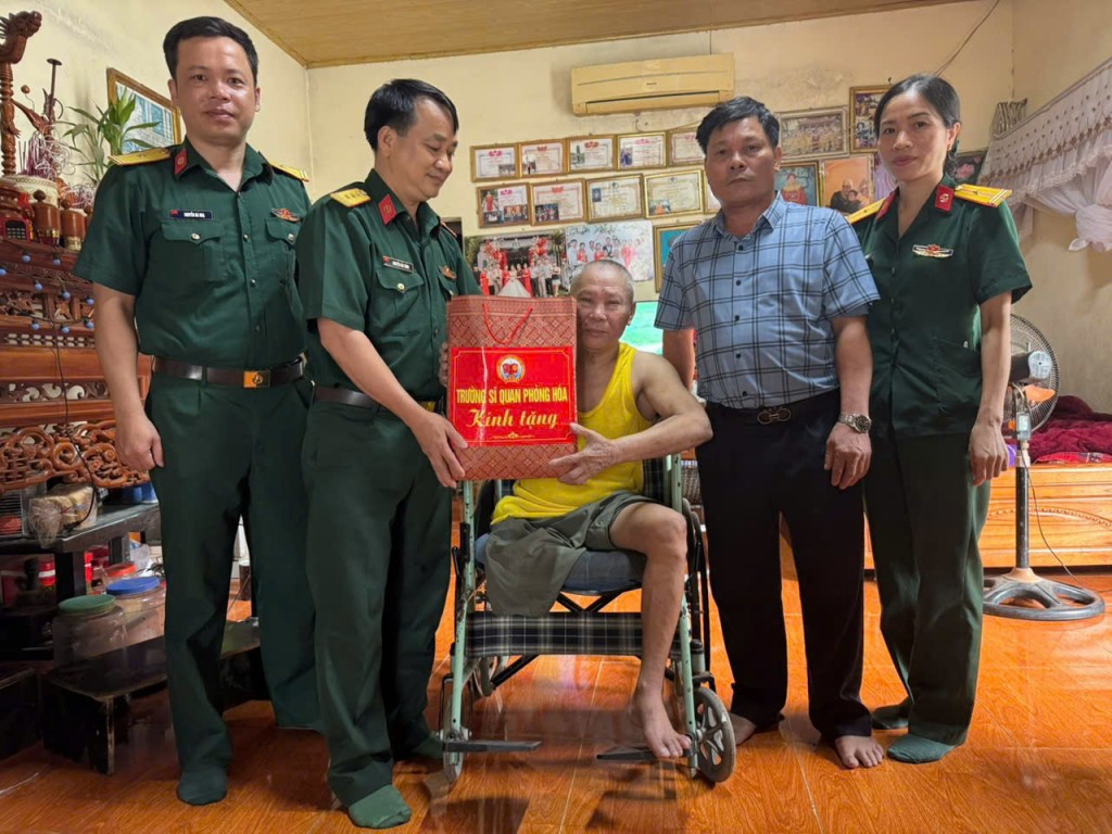 Chung tay chăm lo cho người có công