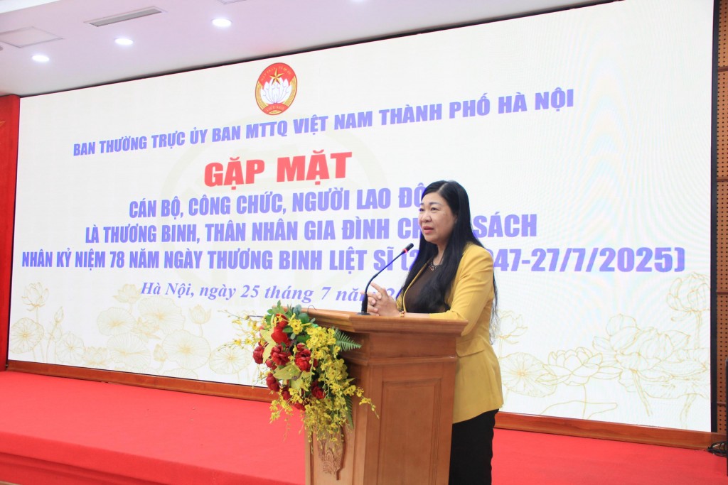 MTTQ TP Hà Nội gặp mặt thương binh, thân nhân gia đình chính sách