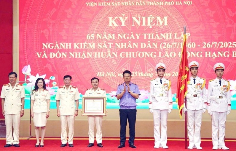 Chỗ dựa pháp lý vững chắc, tin cậy của Nhân dân Thủ đô