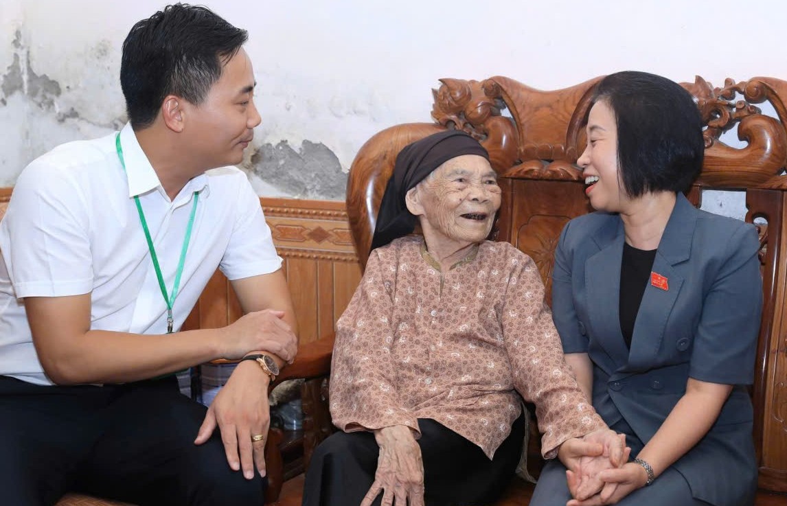 Tri ân trọn vẹn nghĩa tình với người có công