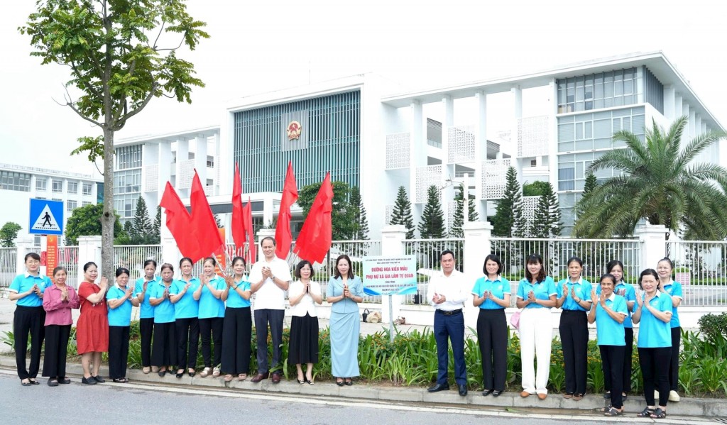 Phát huy vai trò, trách nhiệm của hội viên phụ nữ trong việc gắn kết cộng động