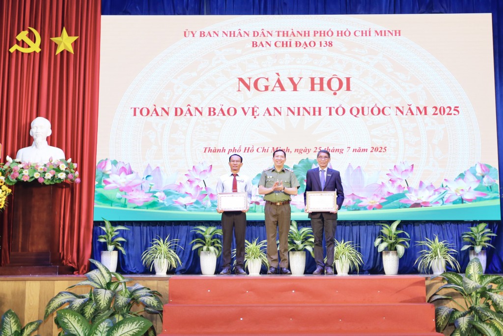 Phát huy sức mạnh toàn dân trong bảo vệ an ninh Tổ quốc