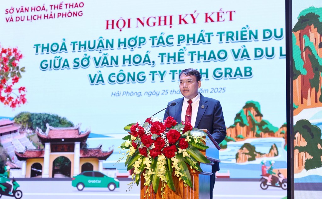 Ông Trần Văn Ngọc, Phó Giám đốc Sở Văn hóa, Thể thao và Du lịch Hải Phòng phát biểu tại buổi lễ