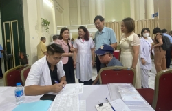 Phường Đống Đa: Khám, chăm sóc sức khoẻ cho 150 đối tượng chính sách