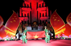 Ngọn nến Sơn Tây thắp sáng khúc tráng ca bất tử