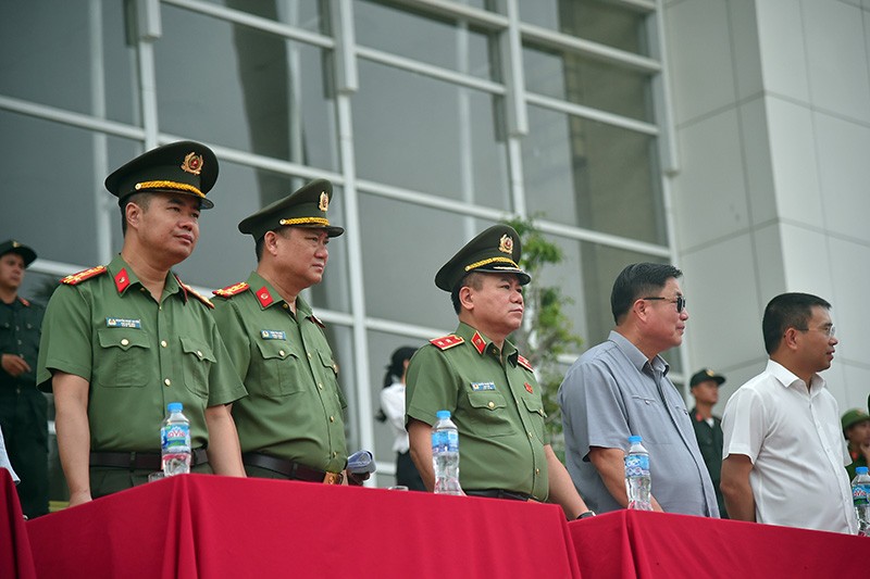 Hợp luyện diễu binh, diễu hành cho Ngày hội vì Thủ đô bình yên