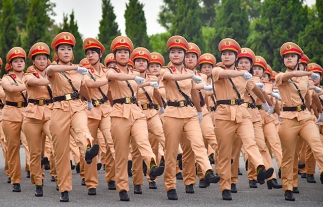 Hợp luyện diễu binh, diễu hành cho Ngày hội vì Thủ đô bình yên