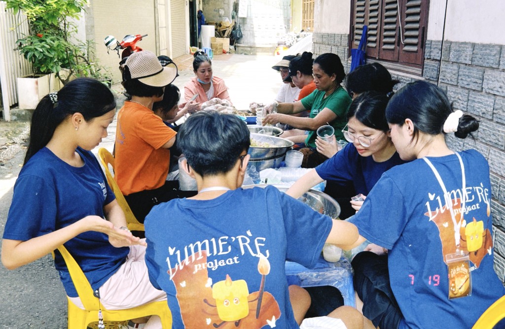 Các bạn học sinh