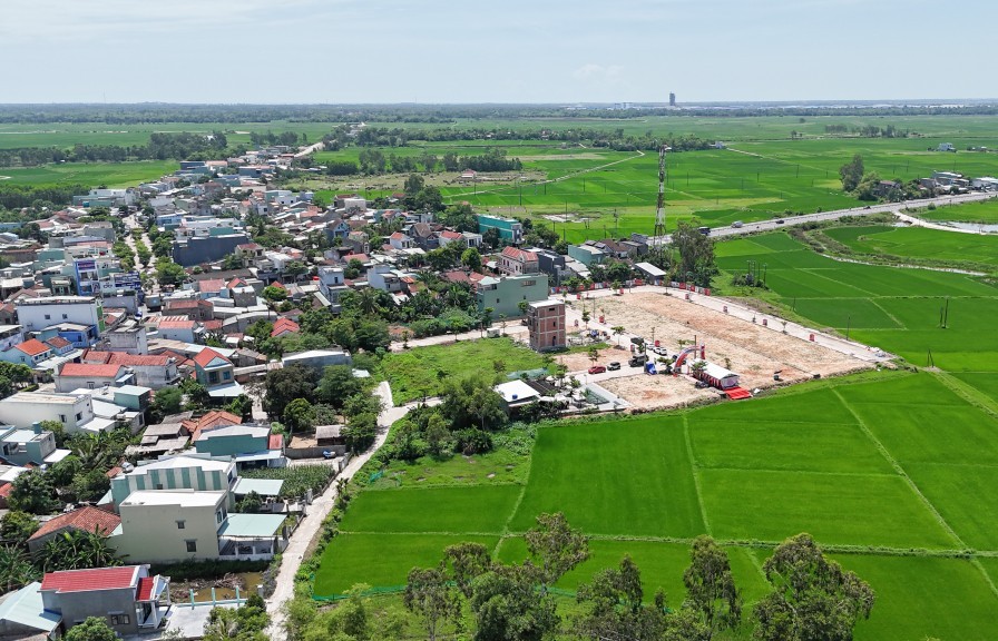 Đường sắt cao tốc Bắc - Nam sẽ “đánh thức” bất động sản