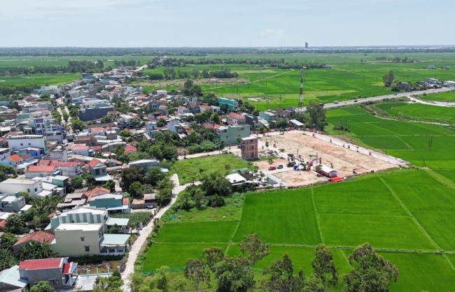 Đường sắt cao tốc Bắc -  Nam sẽ “đánh thức” bất động sản
