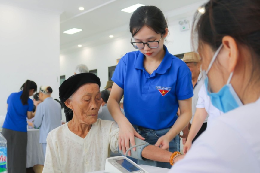 Quốc Oai: Khẳng định truyền thống anh hùng bằng lòng tri ân sâu sắc