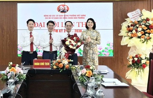 Quyết tâm xây dựng Chi bộ trong sạch, vững mạnh