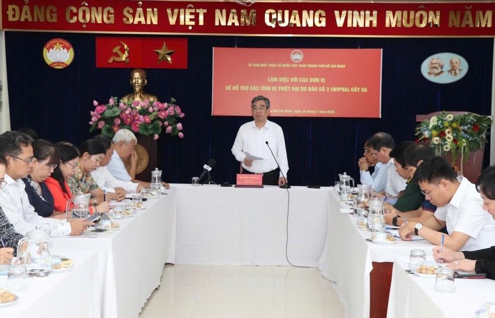 Đồng hành, hỗ trợ Nghệ An, Đồng Tháp khắc phục hậu quả bão Wipha