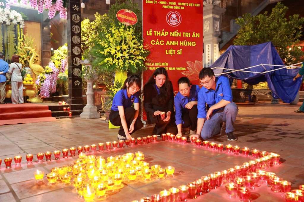Tuổi trẻ phường Đống Đa tri ân các gia đình chính sách