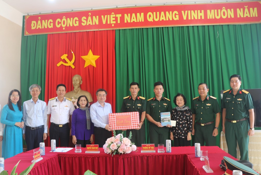TP Hồ Chí Minh tri ân nơi đất thiêng Côn Đảo