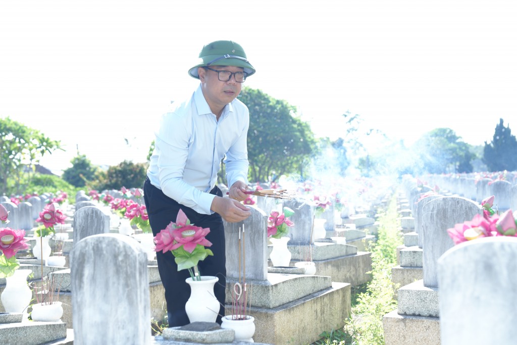 Hành trình tri ân một thế hệ thanh xuân đã hóa thành bất tử