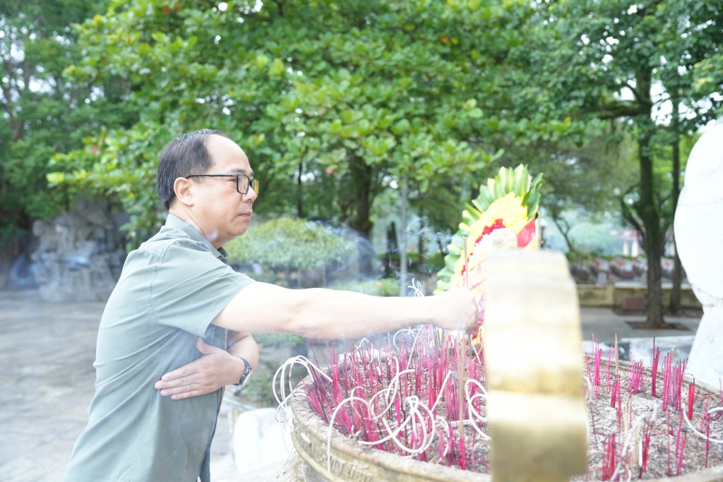 Hành trình tri ân một thế hệ thanh xuân đã hóa thành bất tử