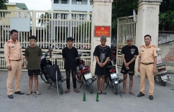 Nghệ An: Bắt giữ nhóm đối tượng điều khiển xe mô tô tháo biển số, mang theo hung khí