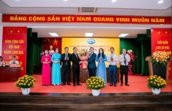 Đảng bộ UBND phường Đông Ngạc thực hiện thắng lợi các nhiệm vụ chính trị, phát triển kinh tế - xã hội