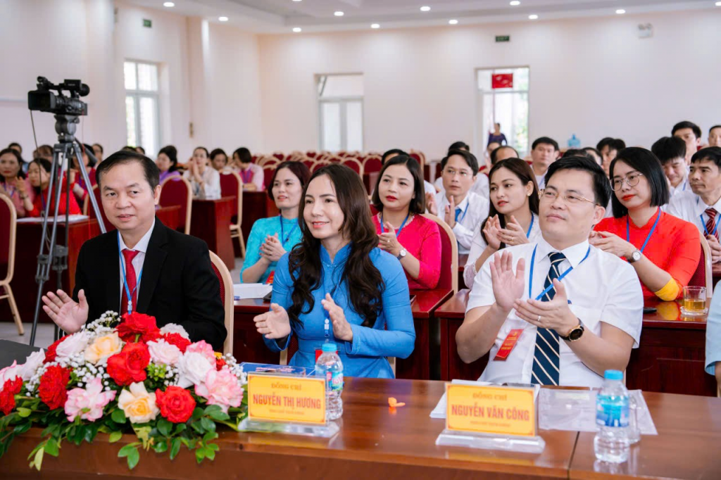 Đại hội Đảng bộ UBND phường Đông Ngạc nhiệm kỳ 2025-2030