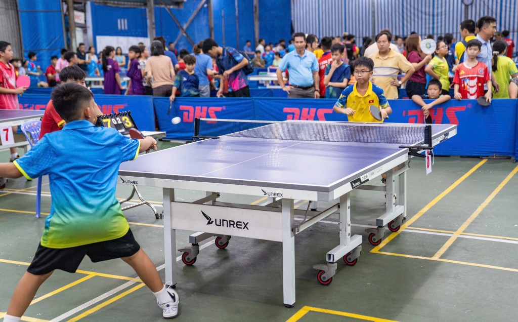 Giải đấu là dịp để các tay vợt trẻ cọ xát, học hỏi kinh nghiệm (Ảnh Đ.Minh)