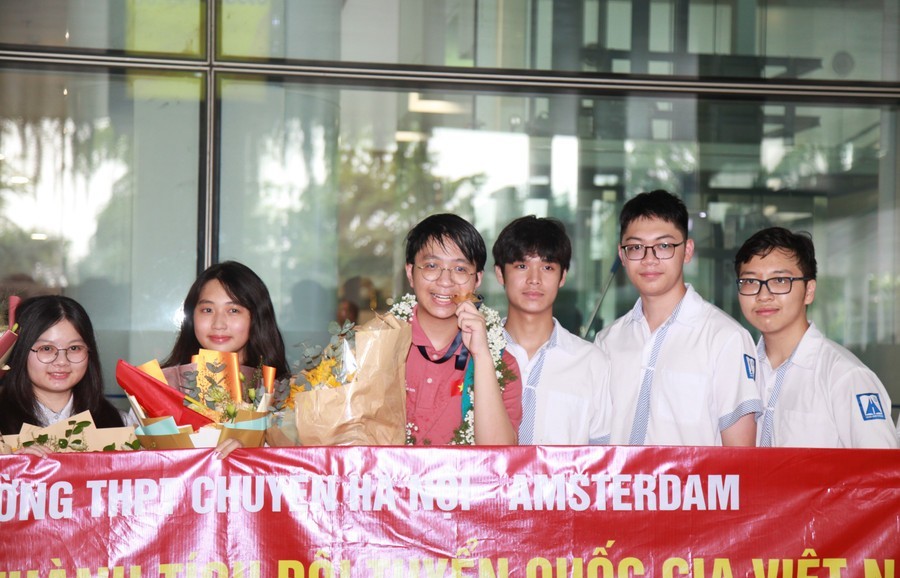 Huy chương Vàng danh giá của học sinh Hà Nội trên đấu trường quốc tế