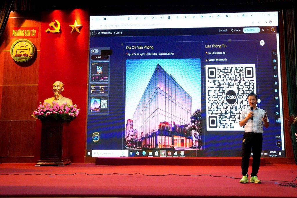 Chuyên gia tập huấn cho 