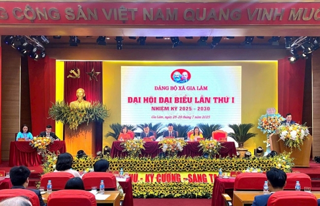 Khai mạc phiên trù bị Đại hội Đại biểu Đảng bộ xã Gia Lâm lần thứ I