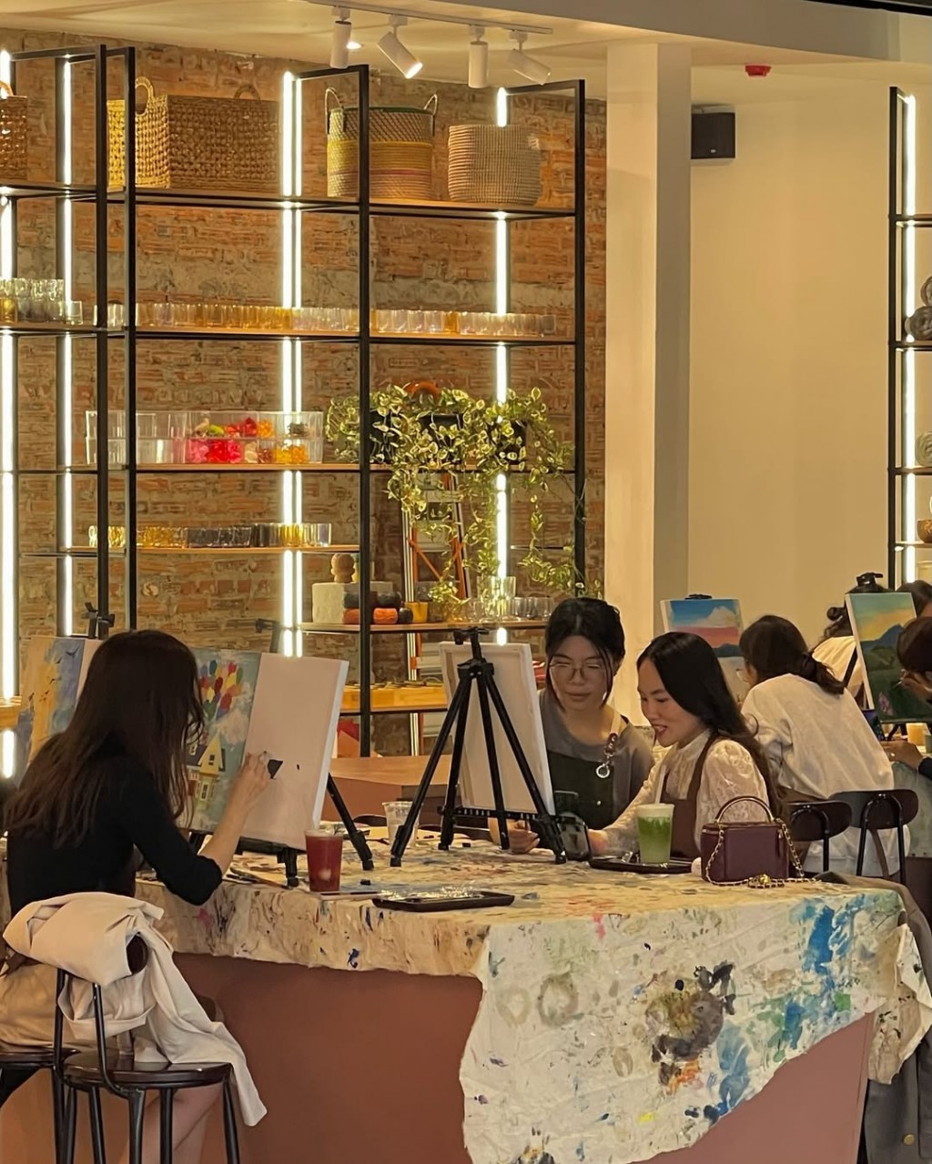 Viết nên tình yêu Tổ quốc qua từng trang thư